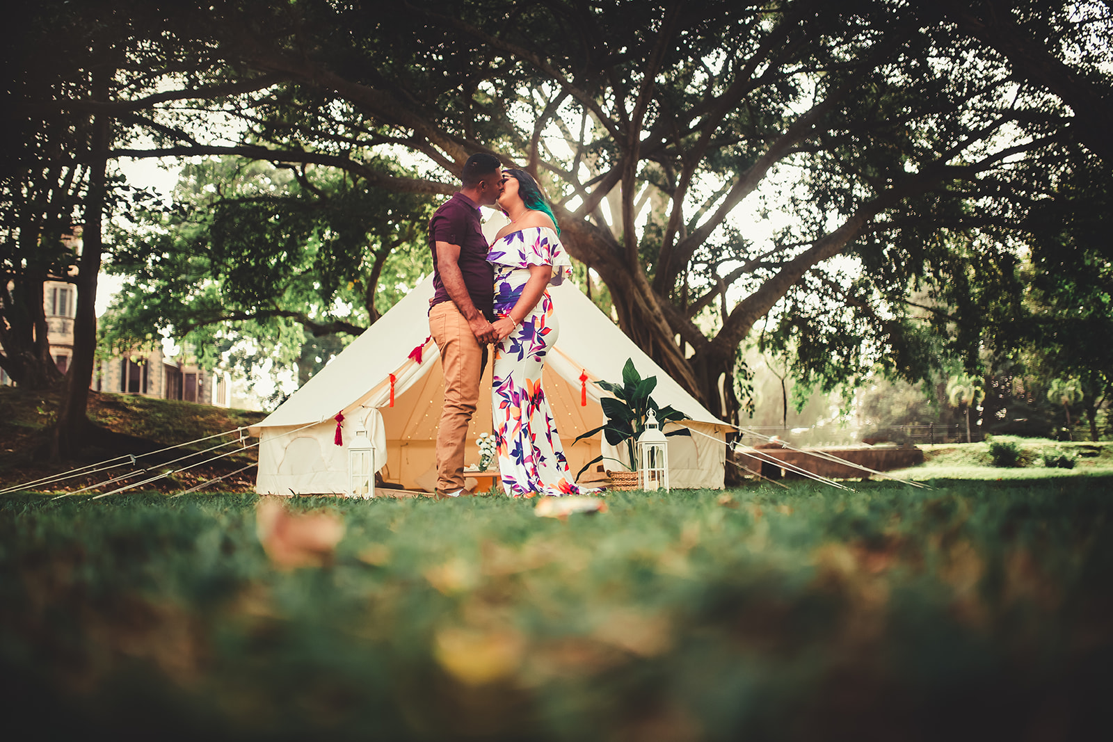 15 Sweet & Romantic Things To Do For Your Girlfriend