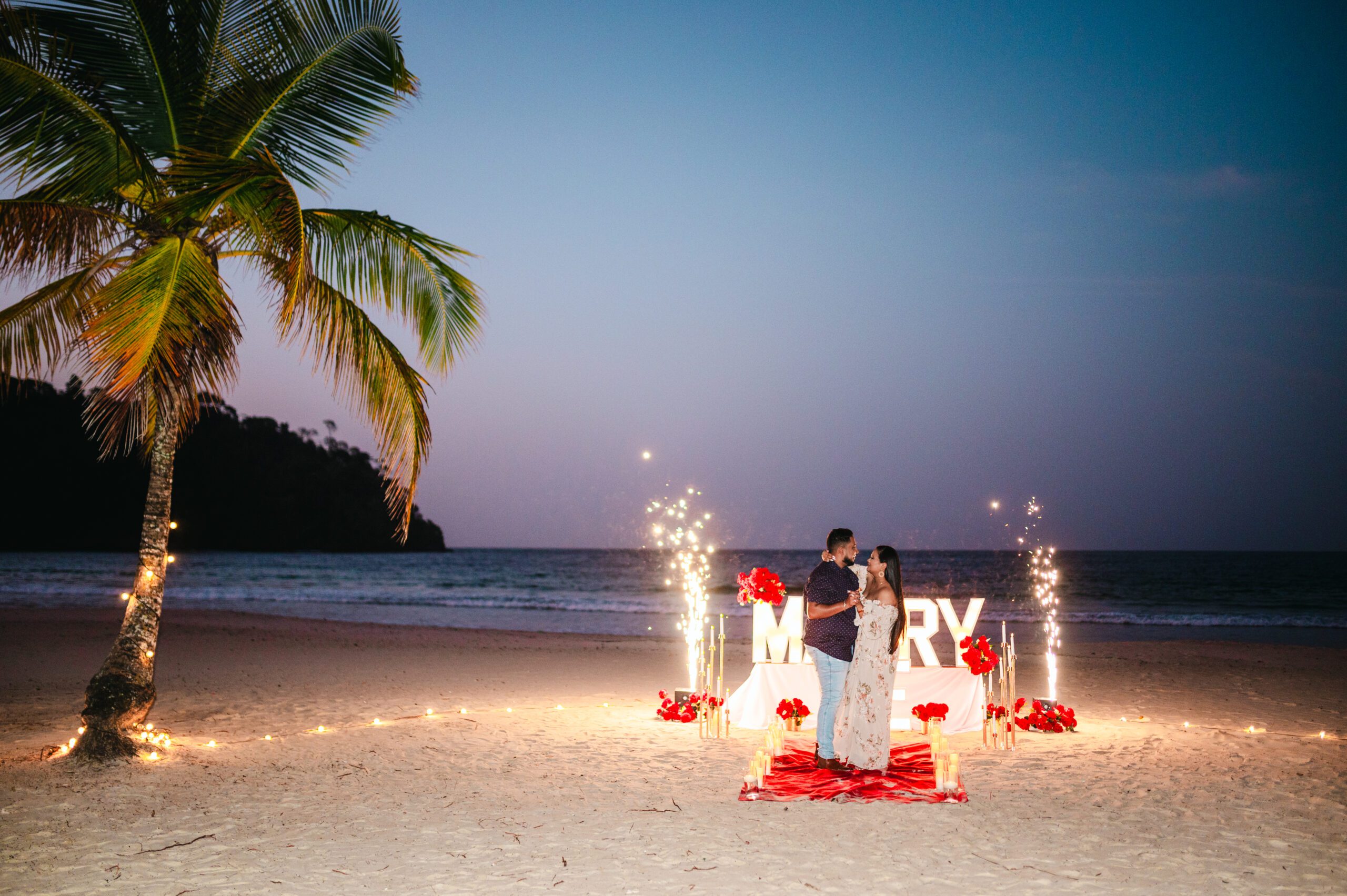 You are currently viewing 5 Reasons Why Maracas Beach is Perfect for a Proposal